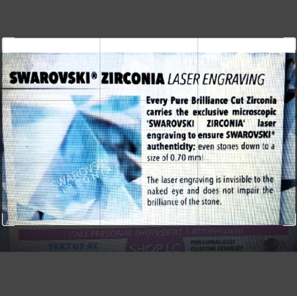 Swarovski Zirconia Heart in Vermeil YG Over Sterling Silver - Picture 10 of 10